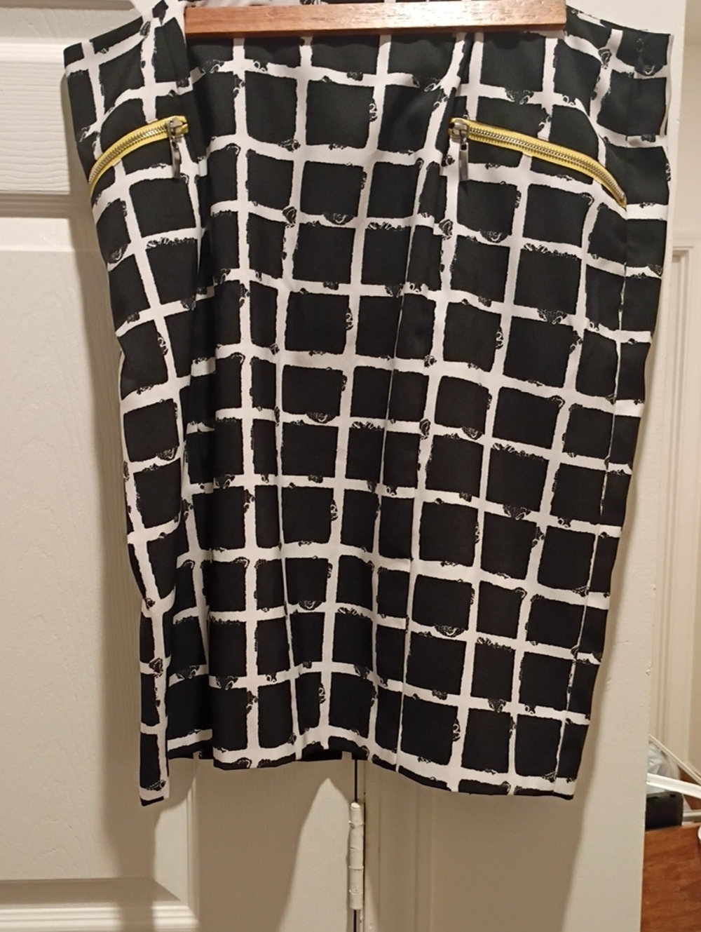 Cato Black and White Grid Print Pencil Skirt with Yellow Zip Accents